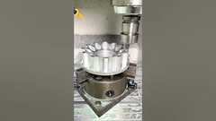 Großaufnahme der Verarbeitung von Aluminium auf einer 3-Achsen-CNC-Fräsmaschine.#cncmachine #cncmilling #cnc #fyp
