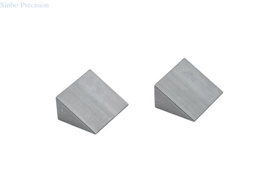 Verstellbare schwere Aluminium-Wetterfesthalter für Sonnenenergiespeichersysteme Batteriestelle Hauptmarke Kompatibel